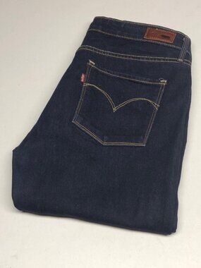 LEVI SLIGHT CURVE MID-RISE STRAIGHT JEANS 30x32 ⭐️